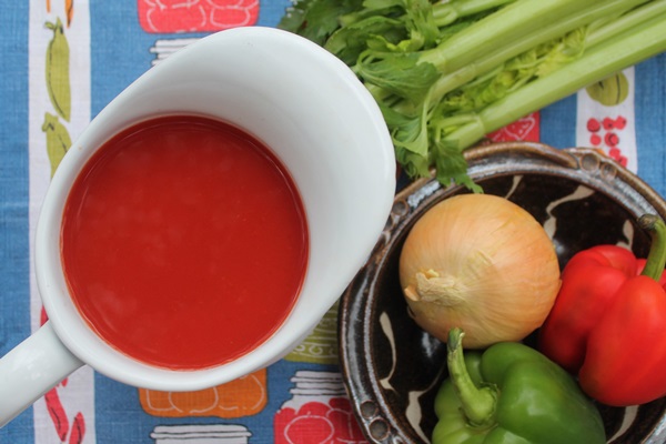 Ketchup by own hands from tomatoes: step-by-step recipes for harvesting for the winter