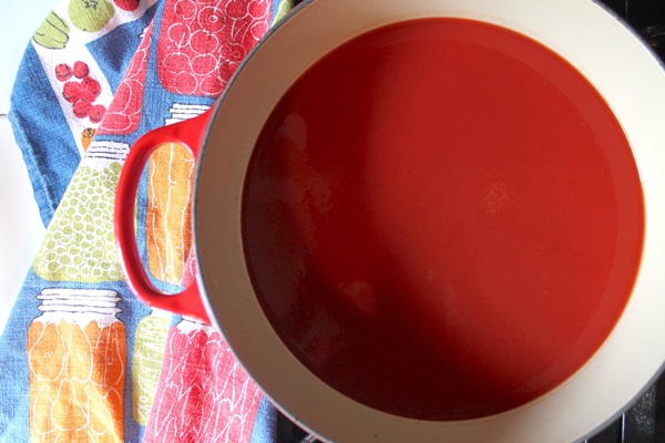 Ketchup by own hands from tomatoes: step-by-step recipes for harvesting for the winter