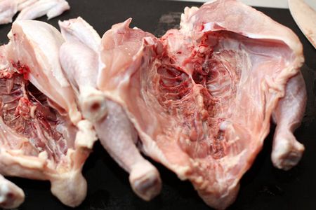 A classic recipe for a delicious tobacco chicken A classic recipe for a delicious tobacco chicken