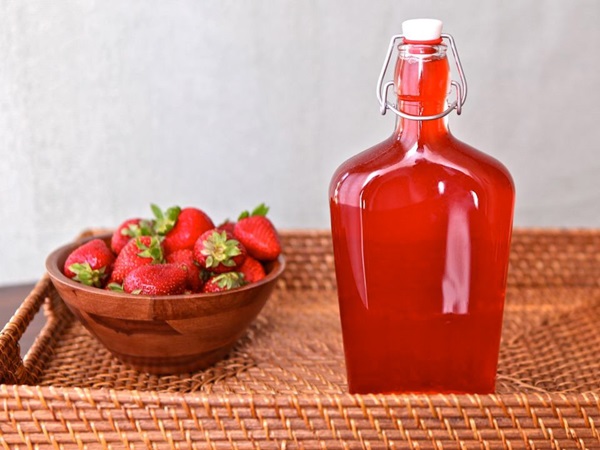 Strawberry compote for the winter