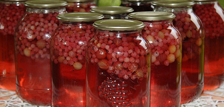 Compote of gooseberry for the winter