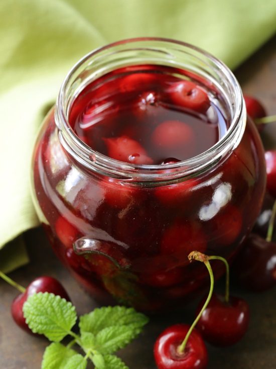 Fragrant compote from cherry for the winter - recipe