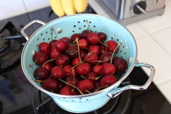 Fragrant compote from cherry for the winter - recipe