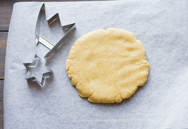 Easy recipe for New Year cookies with spices