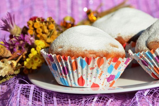 Step-by-step recipe for muffins with prunes