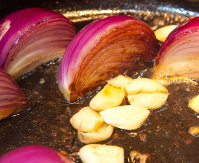 Recipe of lamb with prunes in a multivarquet - a delicious holiday recipe