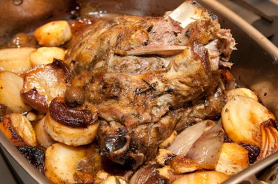 Recipe of lamb with prunes in a multivarquet - a delicious holiday recipe