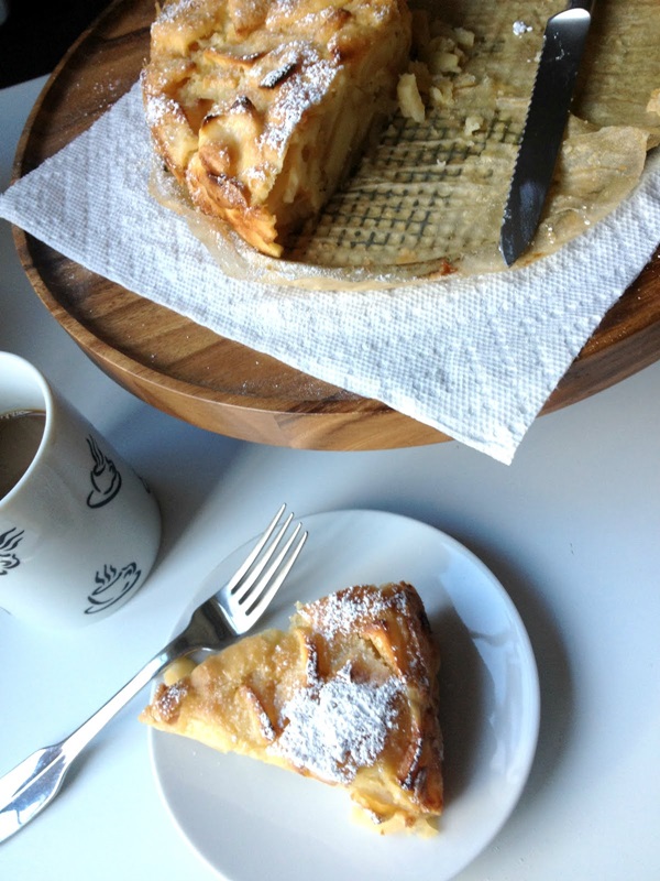 Very tasty charlotte with apples