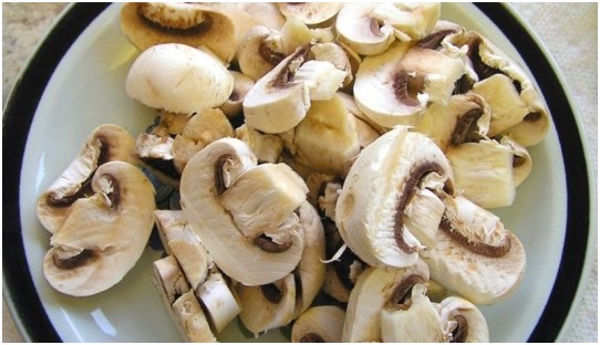 chopped mushrooms