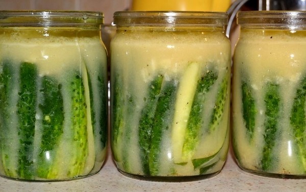 Cucumbers with mustard for the winter without sterilization and with it, hot and cold way. Salad from overripe cucumbers with mustard