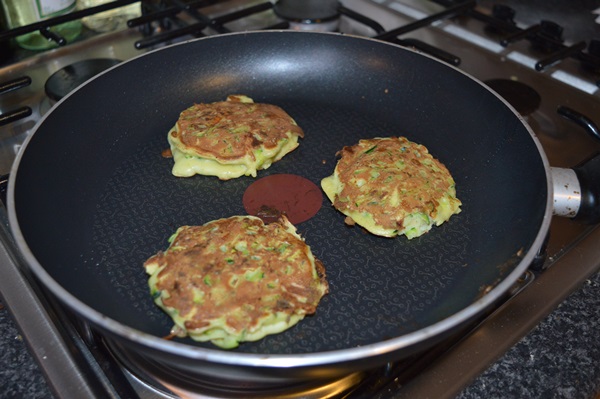 Delicious pancakes from courgettes on quick recipes