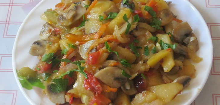 Vegetable stew in the multivark