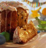 Easter cake with cocoa and spices