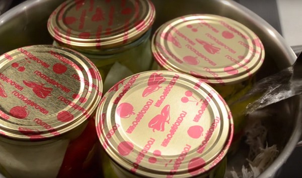 Patissons for the winter, delicious recipes of blanks "Fingers lick" in jars - pickled, salted, without sterilization