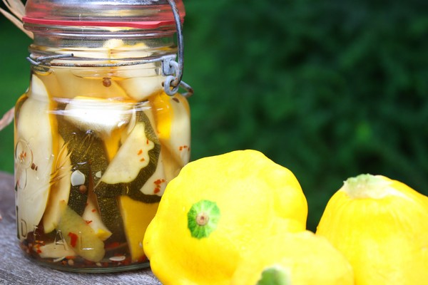 Patissons for the winter, delicious recipes of blanks "Fingers lick" in jars - pickled, salted, without sterilization Patissons for the winter, delicious recipes of blanks "Fingers lick" in jars - pickled, salted, without sterilization