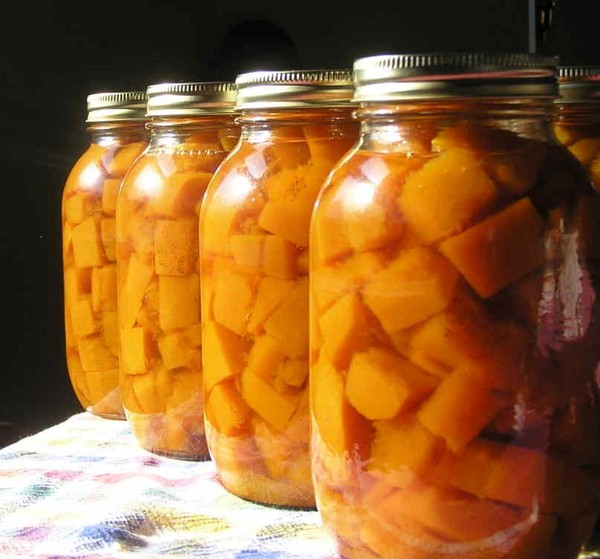 Patissons for the winter, delicious recipes of blanks "Fingers lick" in jars - pickled, salted, without sterilization Patissons for the winter, delicious recipes of blanks "Fingers lick" in jars - pickled, salted, without sterilization
