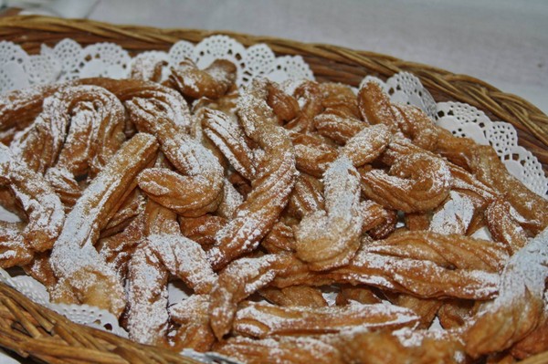 Homemade cookies on the smaltse - a delicious dessert for tea!