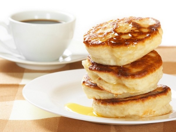 Lush pancakes on yeast