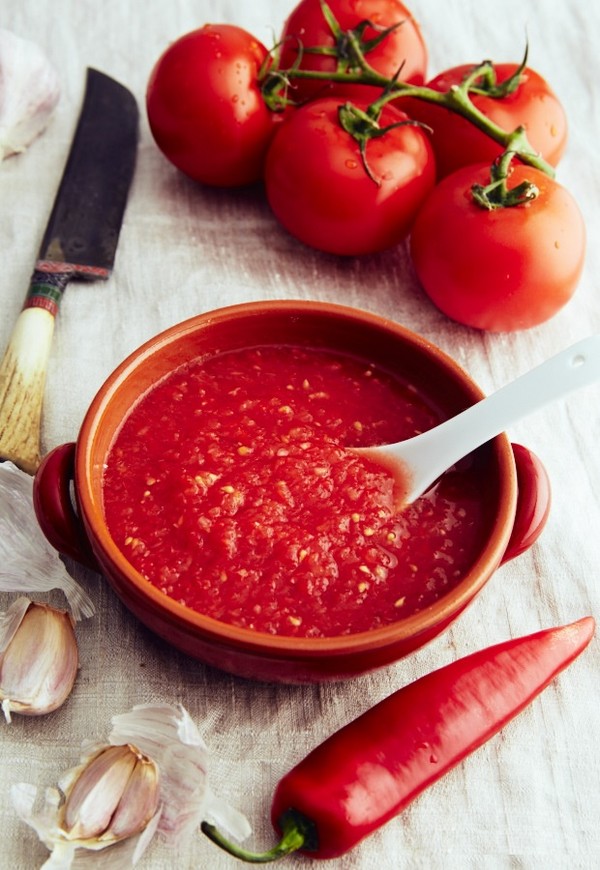 Tomatoes with garlic for the winter, recipes. Harvesting tomatoes with garlic for the winter: a recipe for fast cooking, without sterilization, salted without bathing