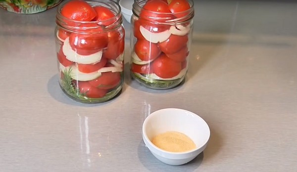 Tomatoes in gelatin for the winter - recipes with onions, without sterilization. Harvested pickled tomatoes in gelatin for winter