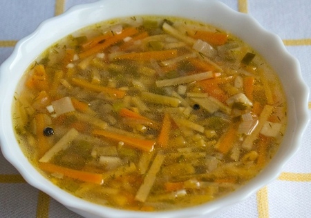 Lenten soup on the guard of health and figure