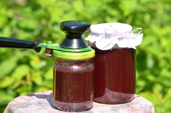 Jam from strawberry and mulberry, recipe. Jam of mulberries and strawberries, how to cook at home