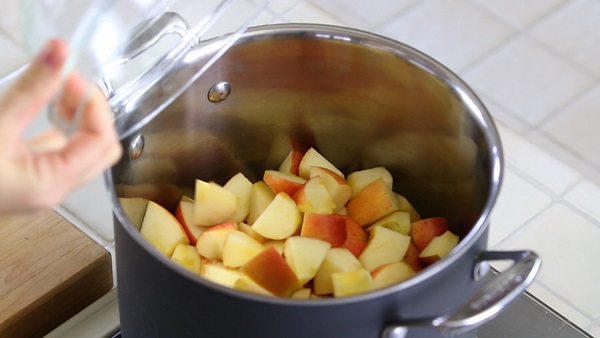 How to cook jam from apples at home