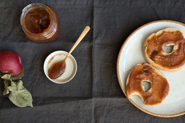 How to cook jam from apples at home