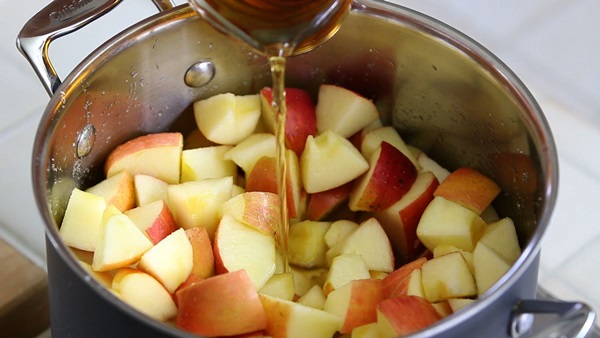 How to cook jam from apples at home