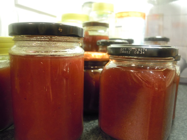 How to cook jam from apples at home