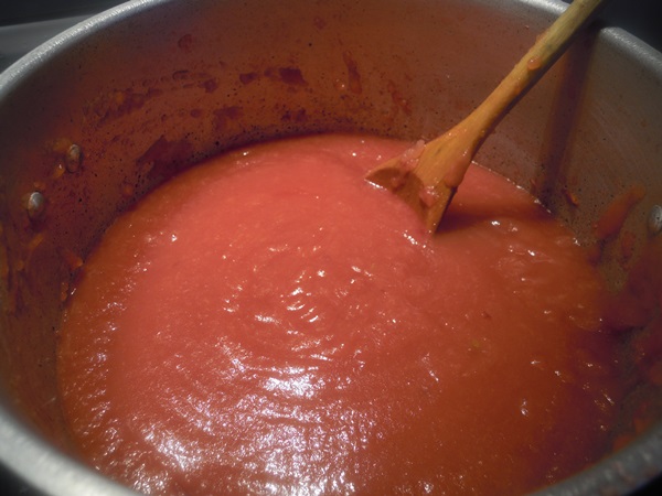 How to cook jam from apples at home