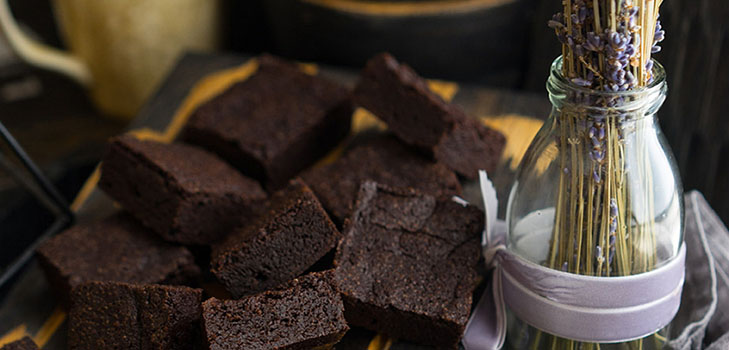 A simple recipe: brownie, which melts in the mouth