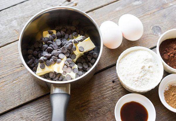 A simple recipe: brownie, which melts in the mouth