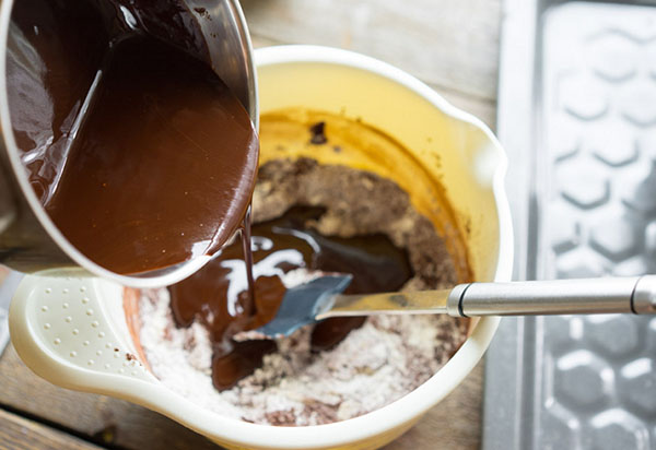 A simple recipe: brownie, which melts in the mouth
