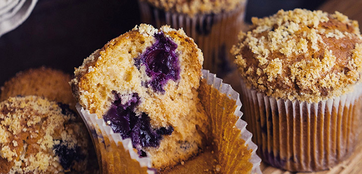 A simple recipe: tender muffins for those who are in love with desserts