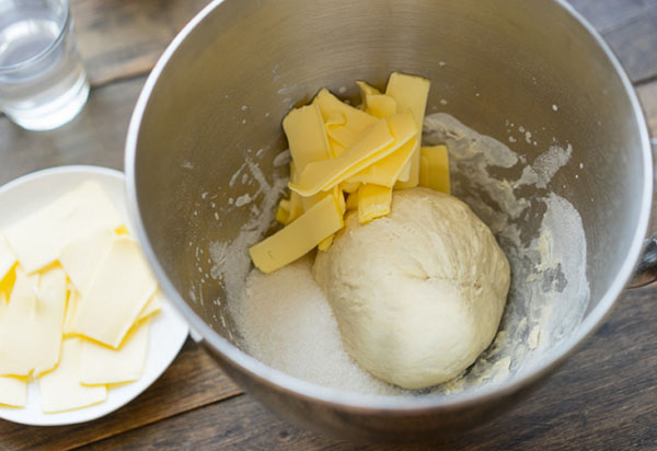Recipe for an Easter cake from Andy Chef