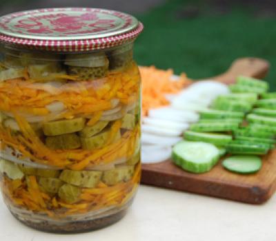 Cucumber salad for the winter