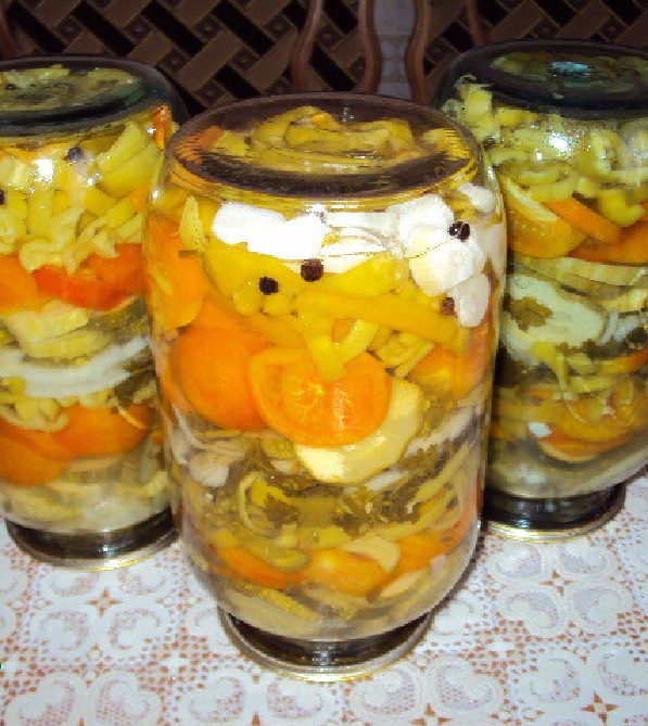 Cucumber salad for the winter