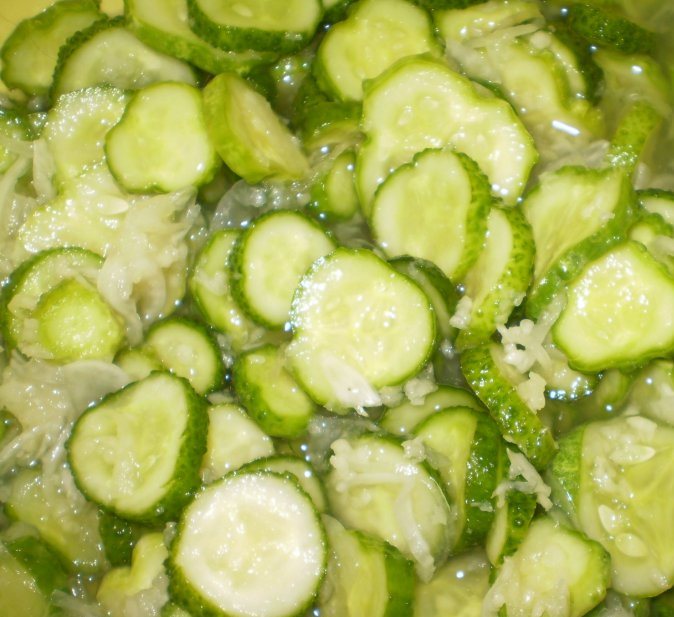Cucumber salad for the winter