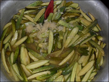 Cucumber salad for the winter