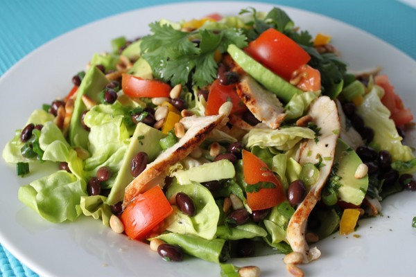 Salad with canned beans: delicious and simple recipes 