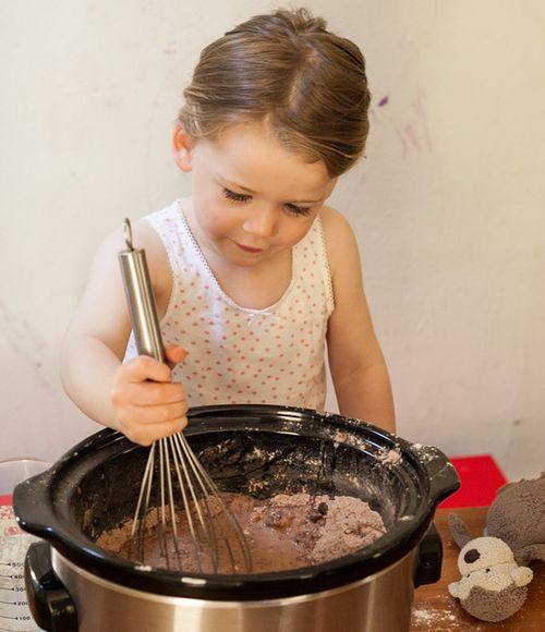 Chocolate cupcake in multivarquet - fast recipe with photo