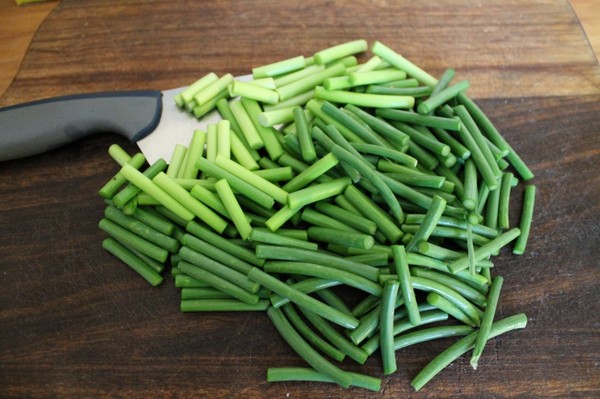 Garlic arrows: the best recipes with photos