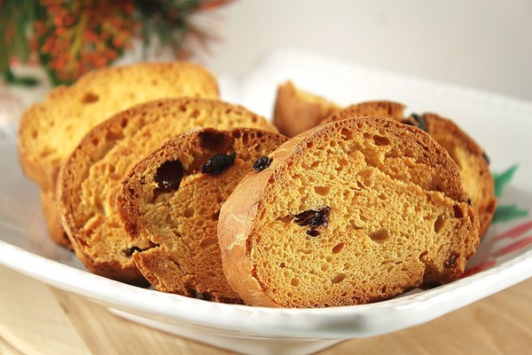 Cookies in the microwave: simple and quick recipes for the housewife