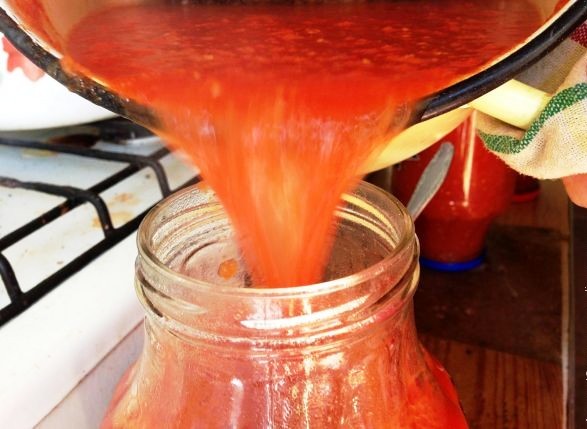 Tomato juice for the winter