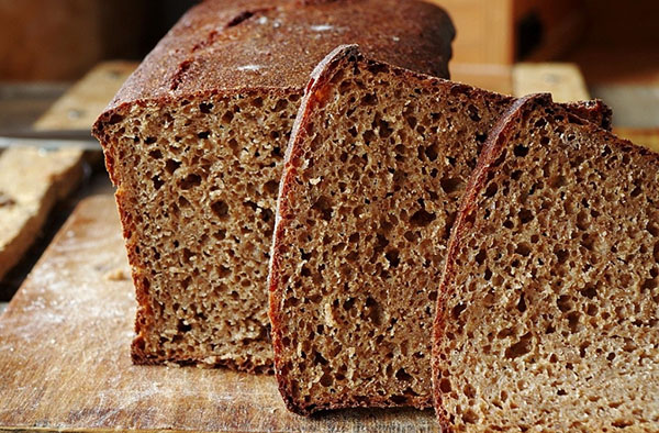 A recipe for tasty and healthy bread with buckwheat flakes