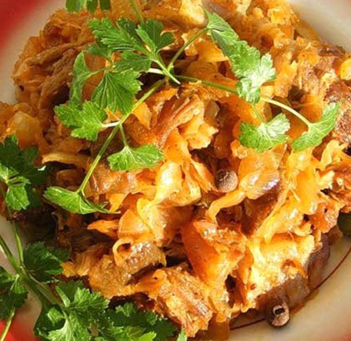 Stewed cabbage with mushrooms