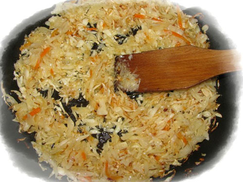 Stewed cabbage with mushrooms