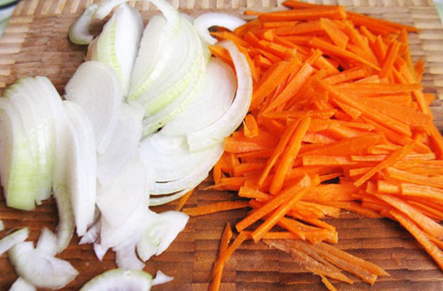 Stewed cabbage with mushrooms