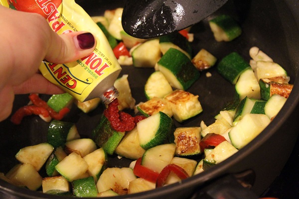 Tasty stewed zucchini - recipe